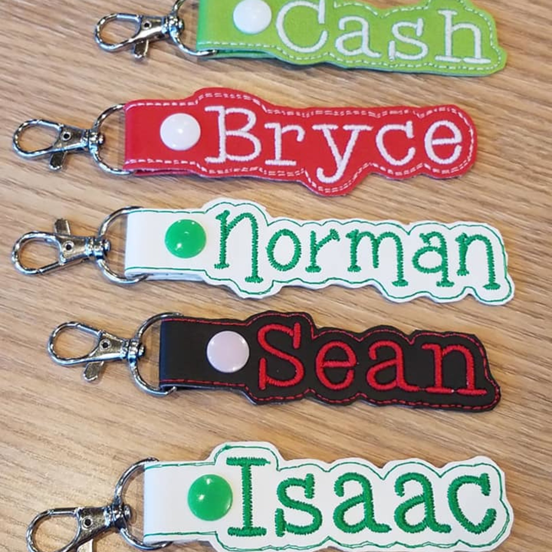 Embroidery name tag