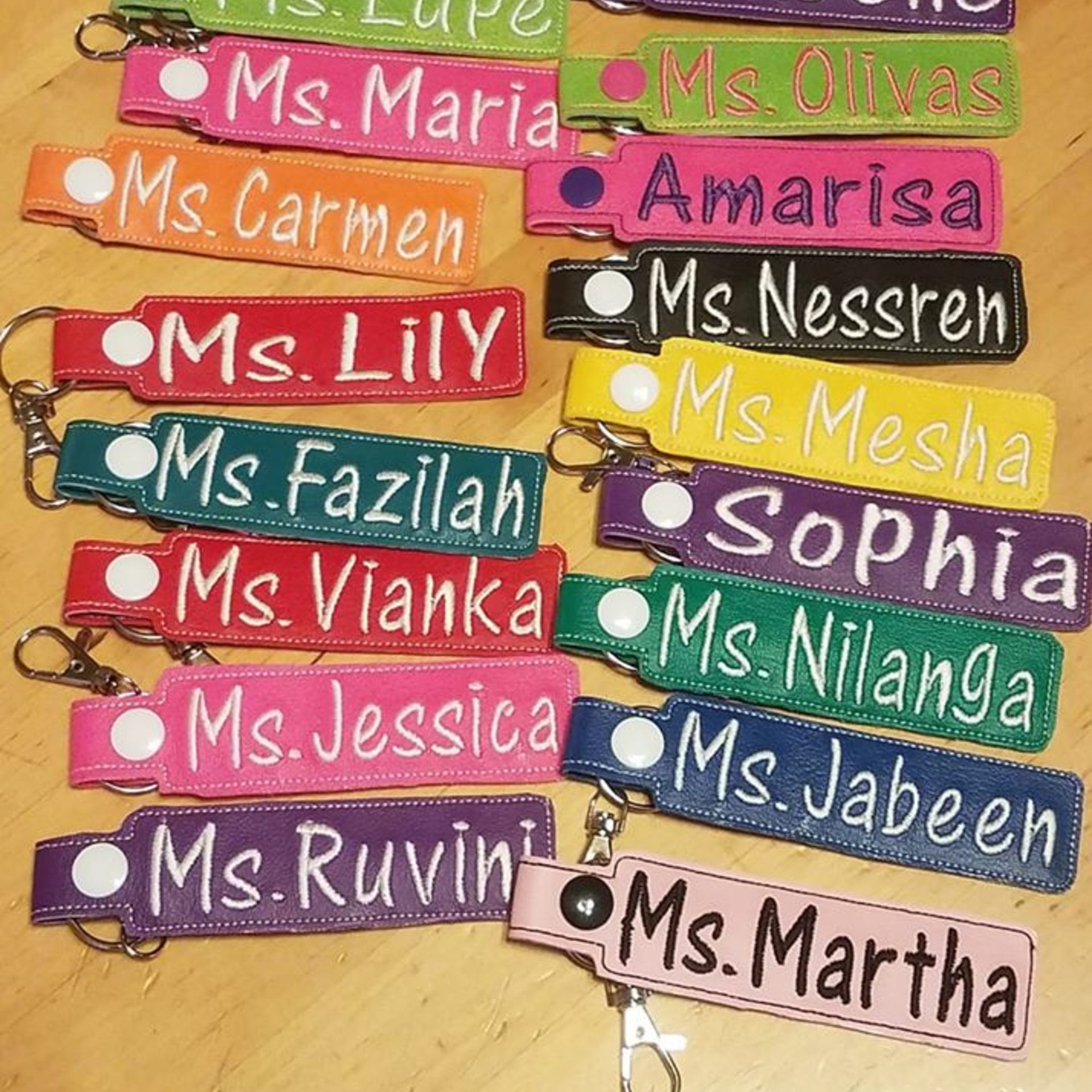 Embroidery name tag